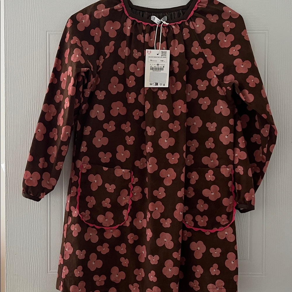 Like new Zara kids Brown and Pink Floral Dress. Limited edition .